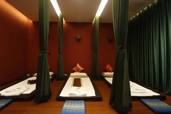 杭州余杭区泰式按摩的被动瑜伽:当身体被折叠成诗